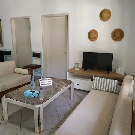 Дом отдыха Istos House *